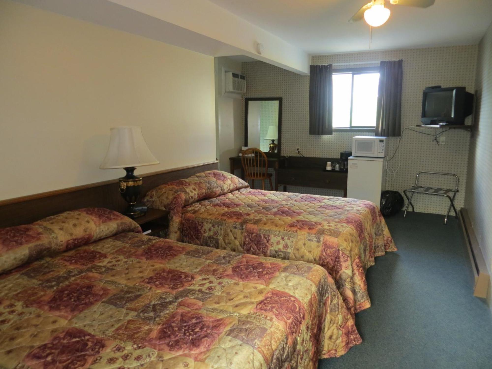 Harrison Village Motel Harrison Hot Springs Exteriör bild